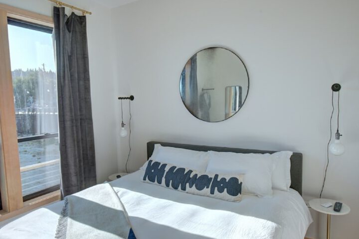 Room 22 of 159