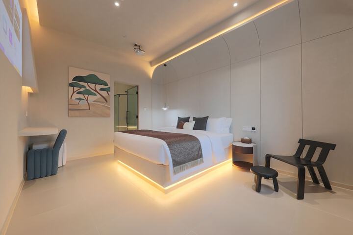 Room 21 of 150
