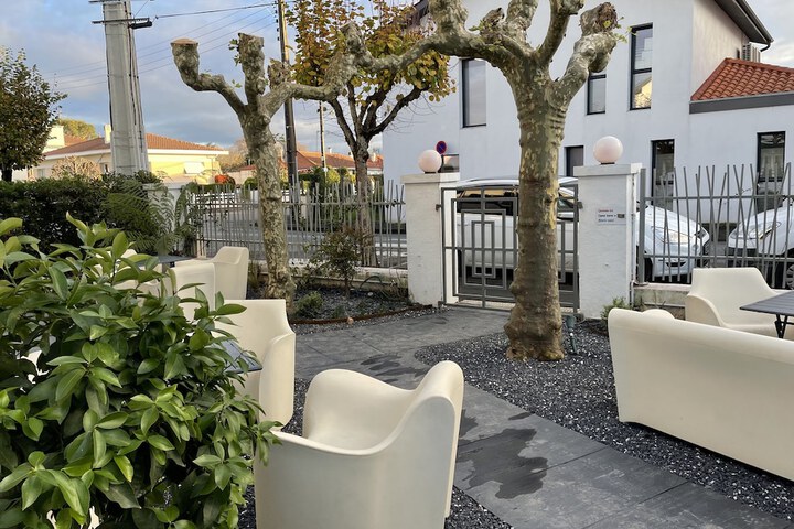 Terrace/Patio 27 of 47