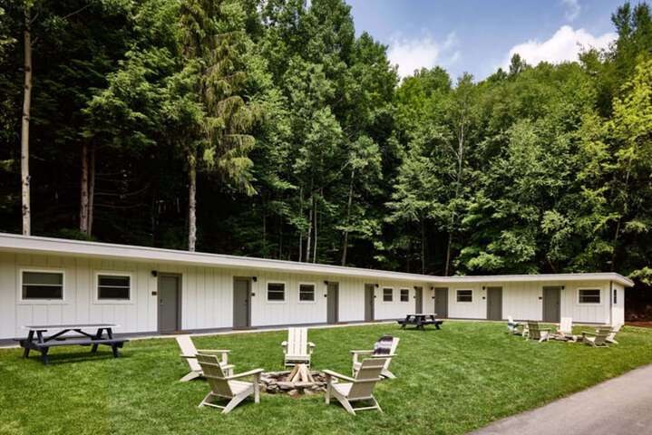 Hotel 76 of 88