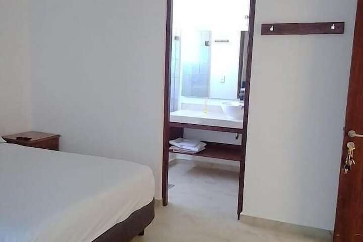 Room 10 of 47