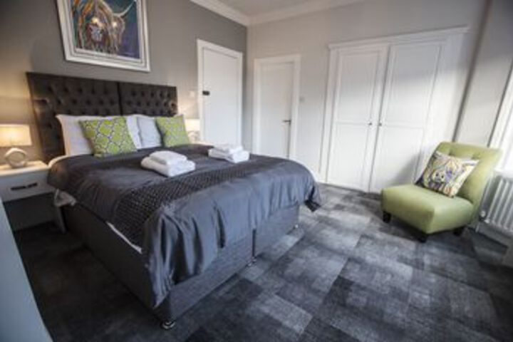 Room 25 of 31