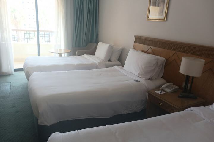 Room 21 of 75