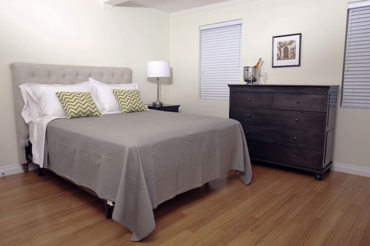Room 2 of 31