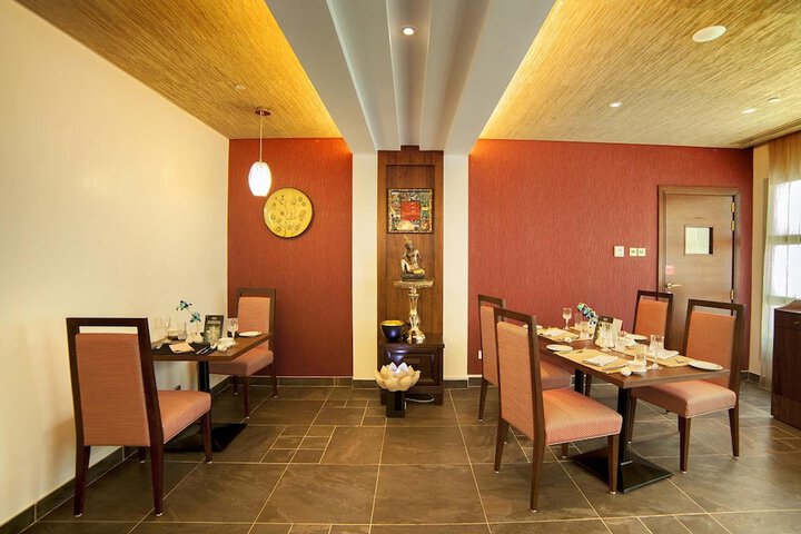 Dining 43 of 60