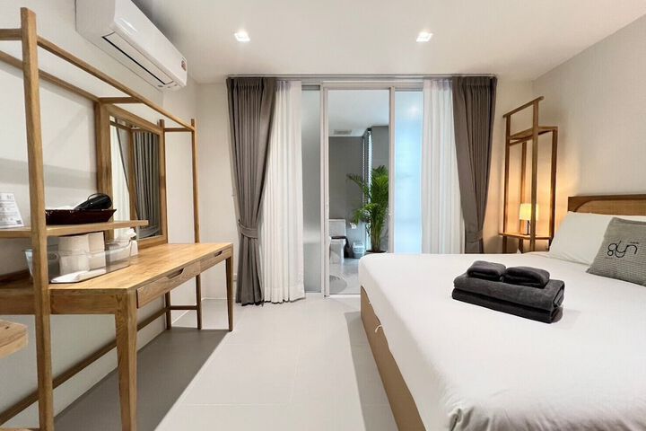 Room 35 of 126