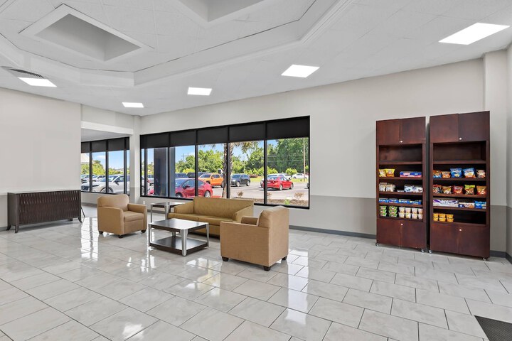 Lobby Entry
