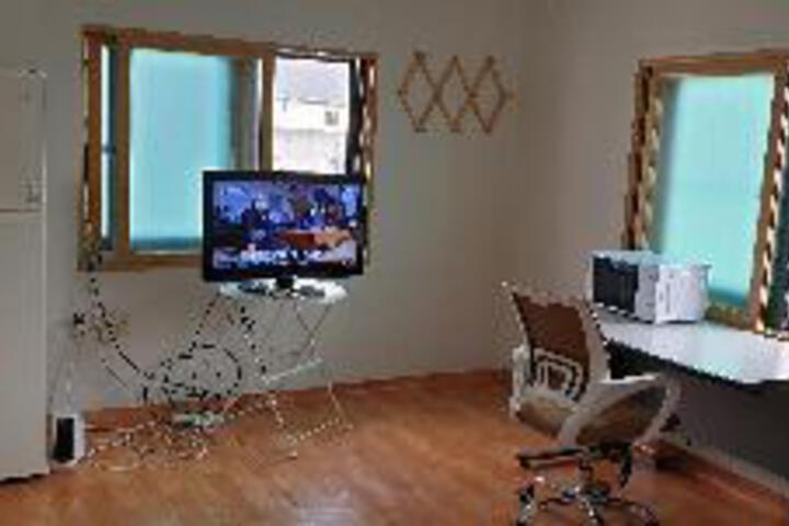 Room 2 of 4