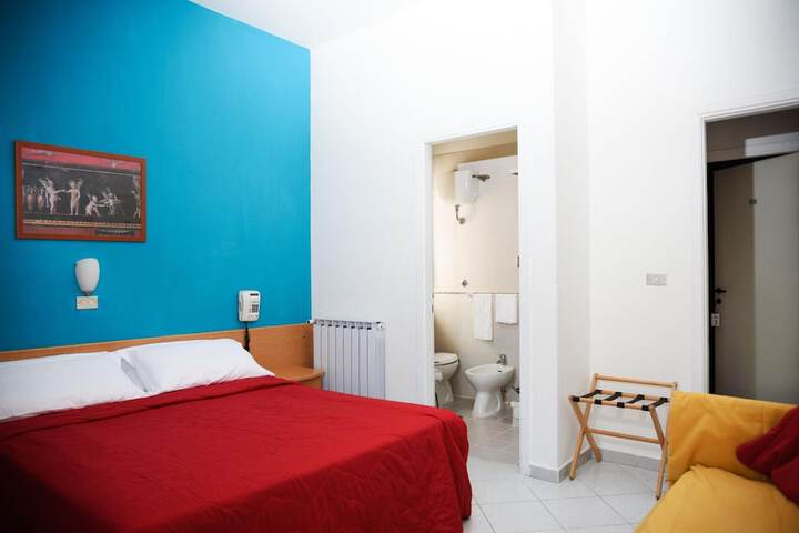 Room 14 of 42