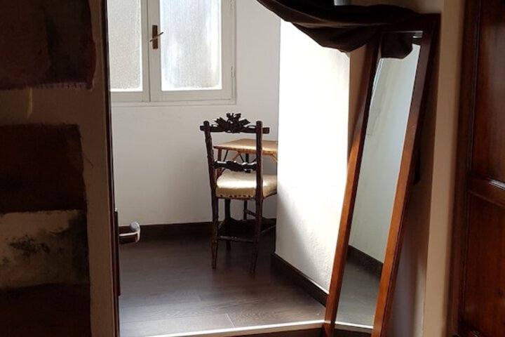 Room 59 of 132