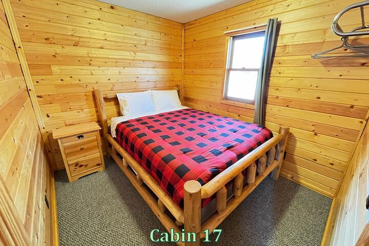 Room 35 of 202