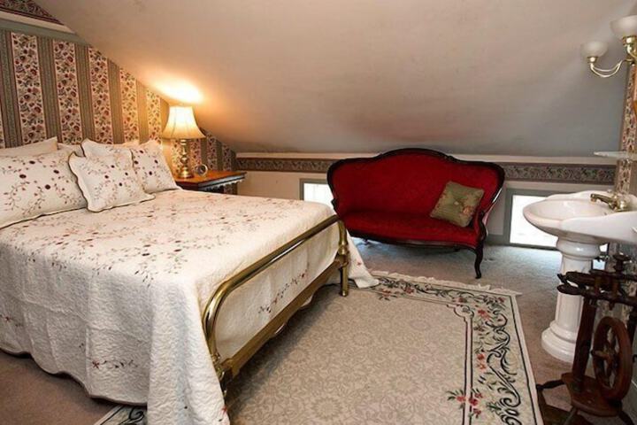 Room 15 of 39