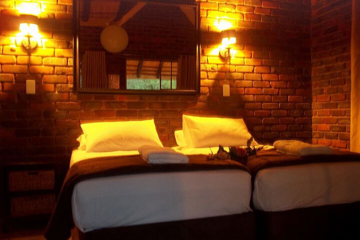 Room 4 of 52