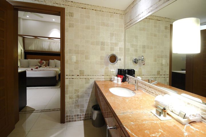 Room 21 of 79