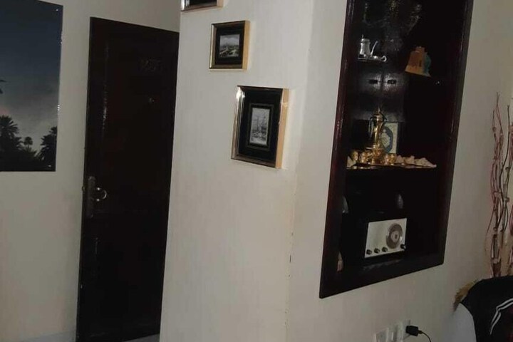 Room 10 of 21