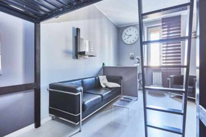 Room 14 of 15