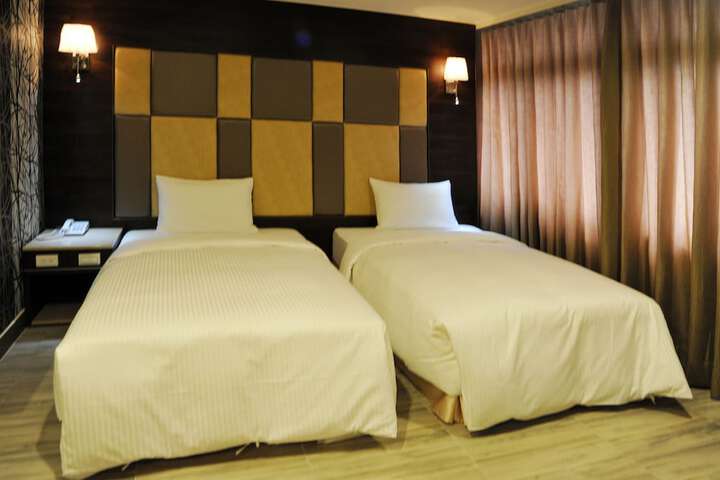 Room 29 of 61