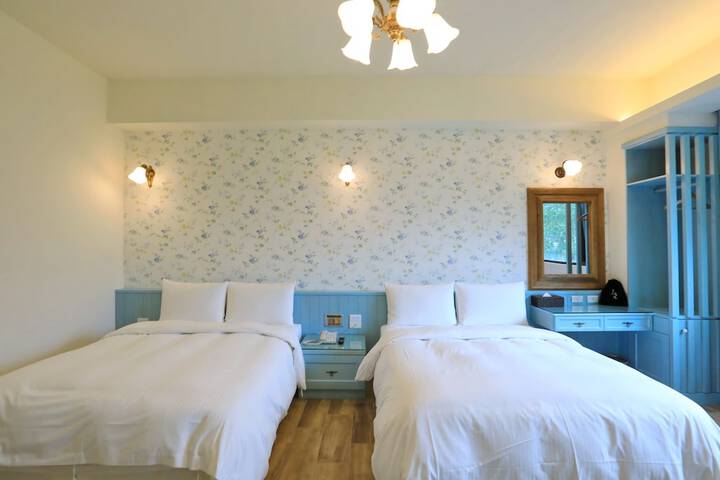 Room 2 of 48