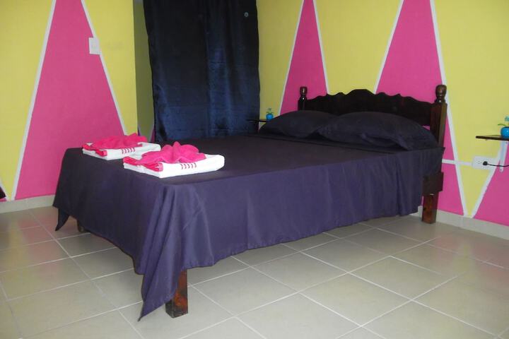 Room 7 of 68