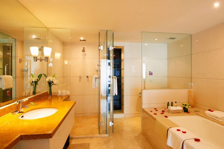 Bathroom Interior Photo