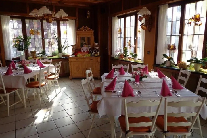 restaurant