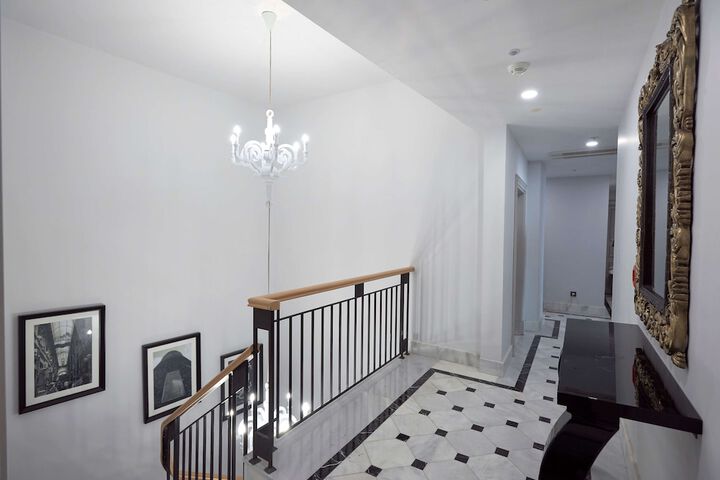 Hotel 75 of 79