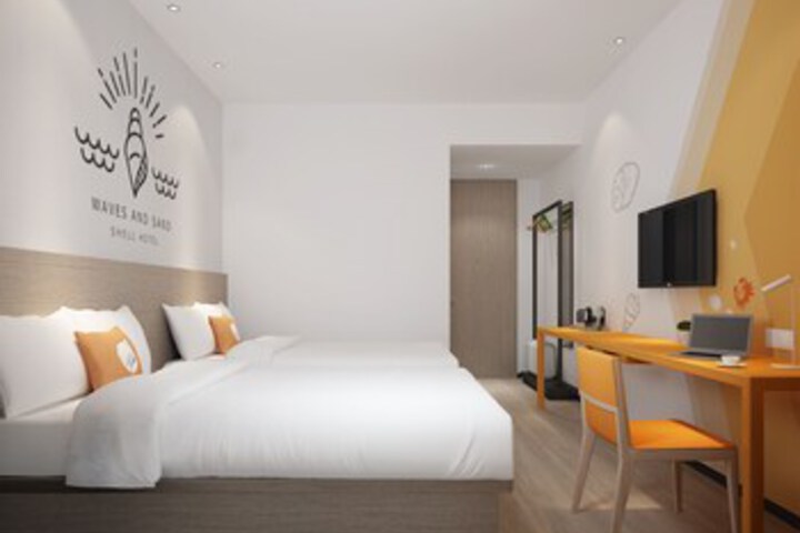 Room 2 of 6