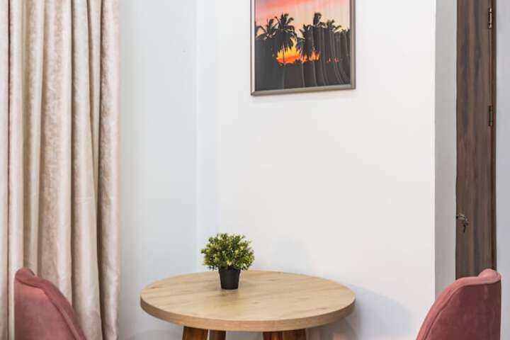 Room 14 of 22