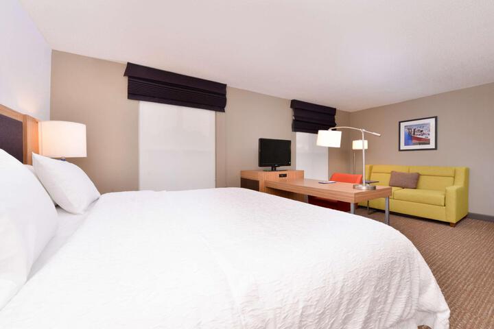 Double Accessible King Size Bed (6 of 6)
