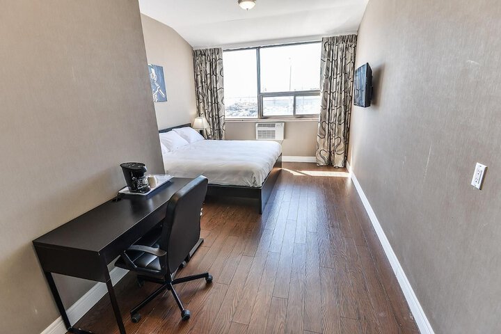 Room 20 of 43