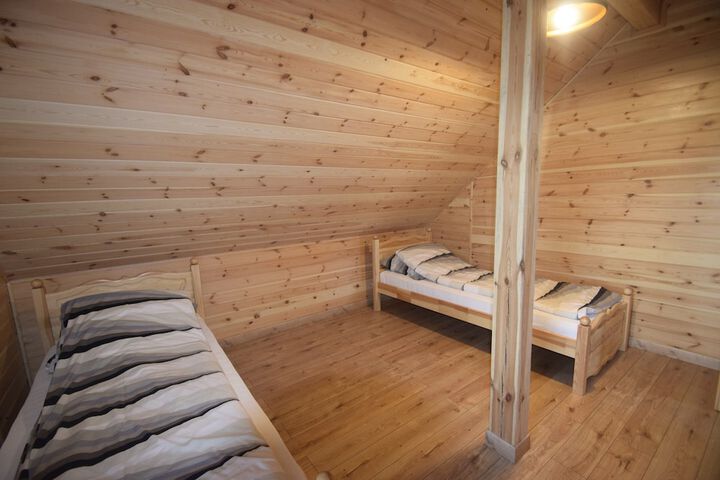 Room 6 of 40