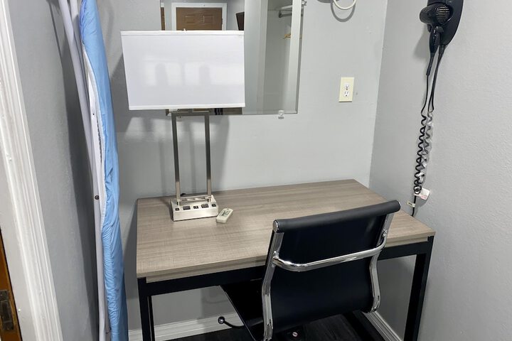 Room 34 of 35
