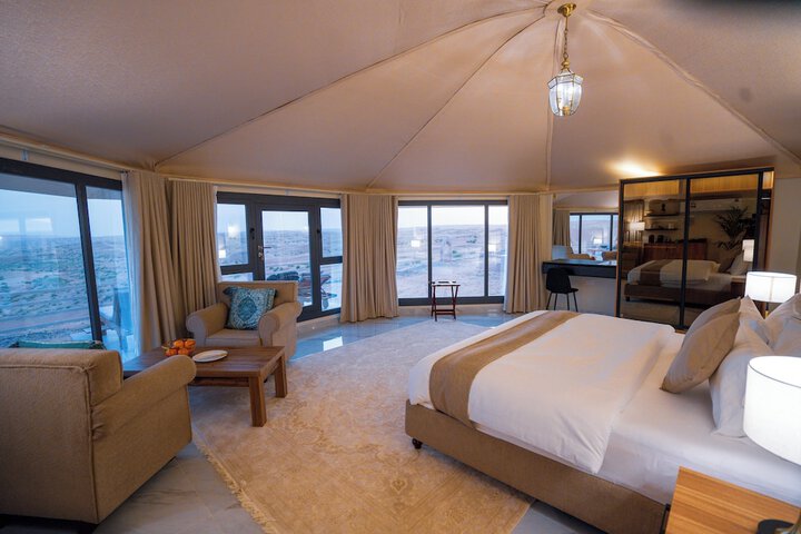 Room 2 of 31
