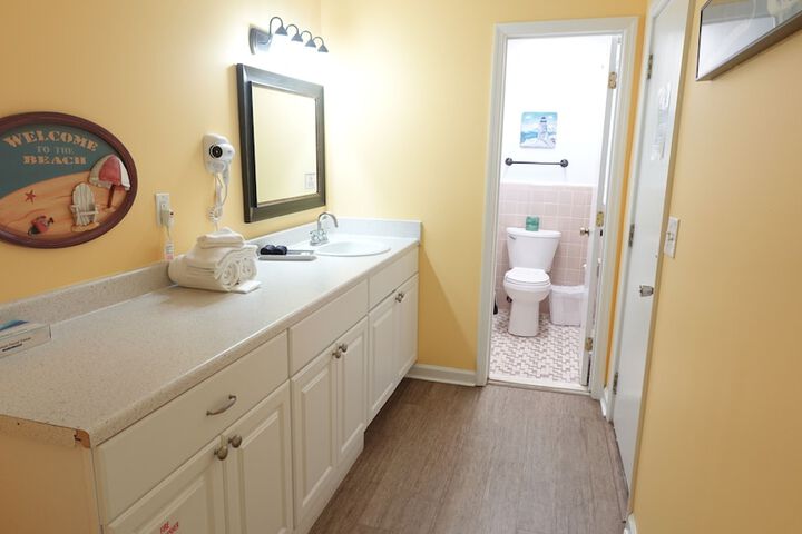 Room 207 of 282