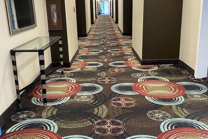 Ballroom/Hall 9 of 14