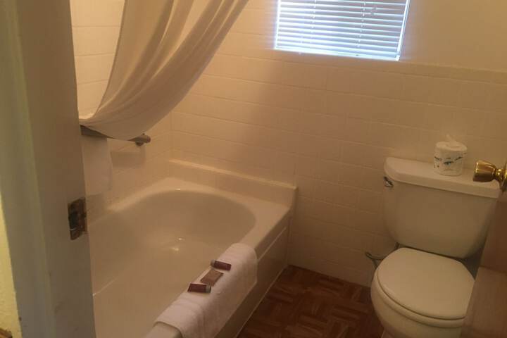 Room 144 of 175