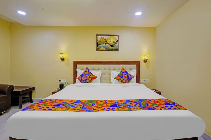 Room 14 of 30
