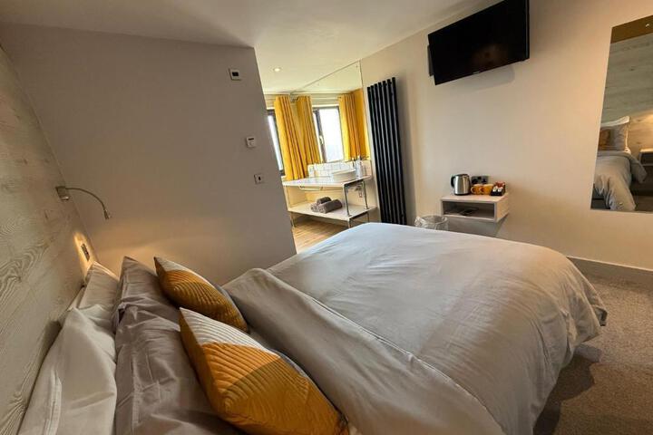 Guest Suite