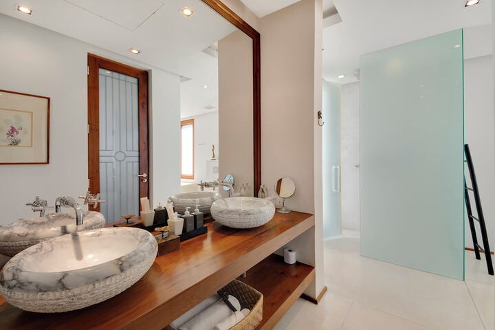 Bath Interior