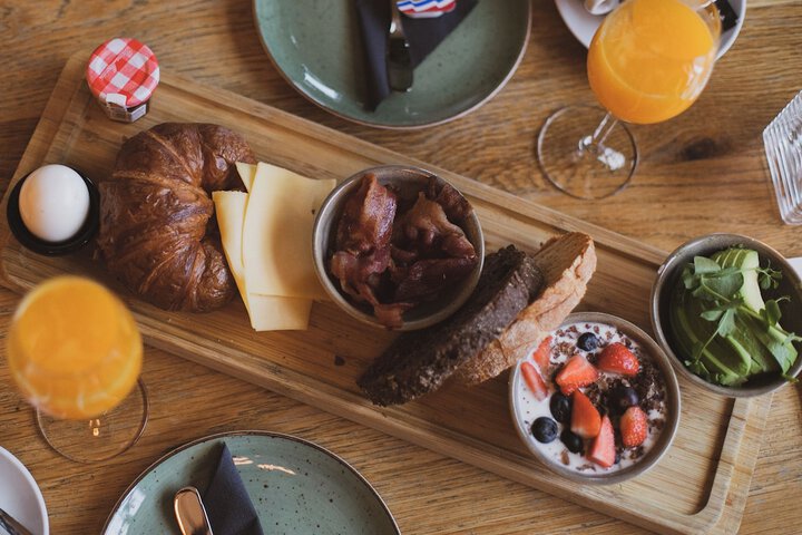 Breakfast/Coffee Service 44 of 51