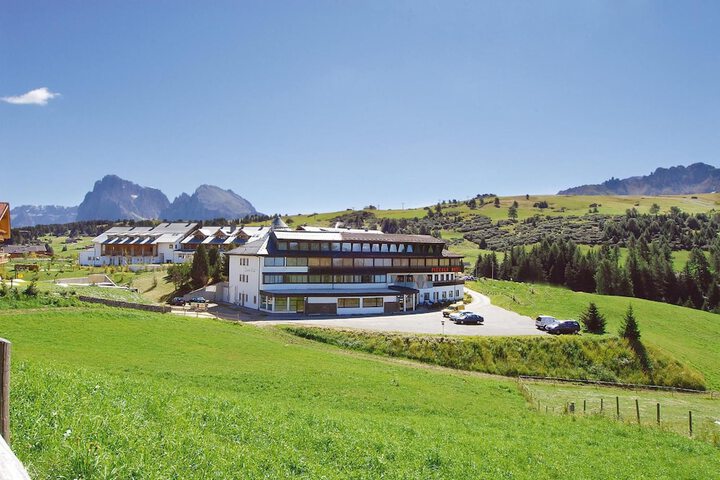 Hotel 56 of 57