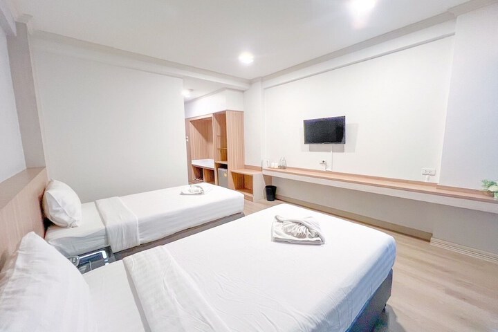 Room 21 of 56