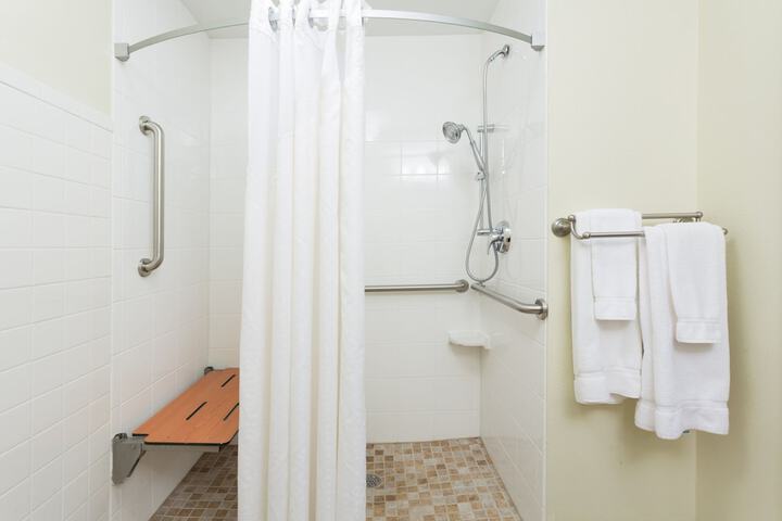 Clean Restrooms