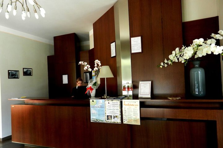 Hotel Interior 5 of 74