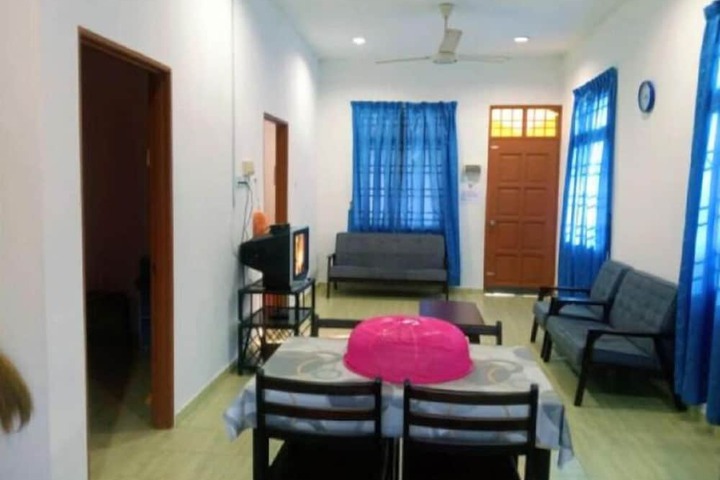Room 10 of 20