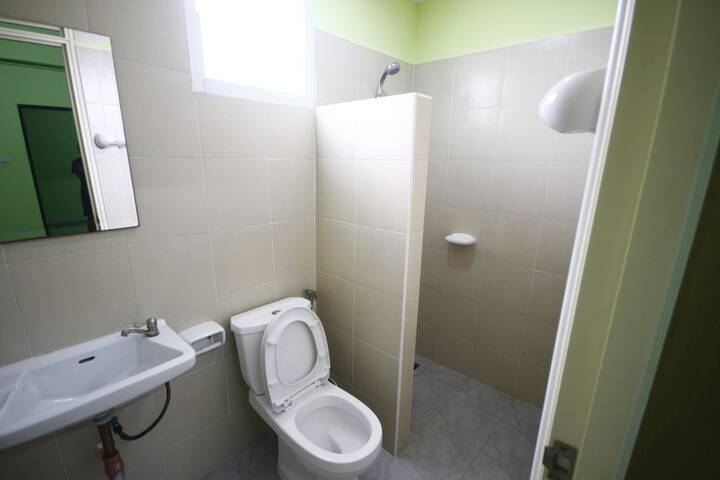 Room 14 of 15