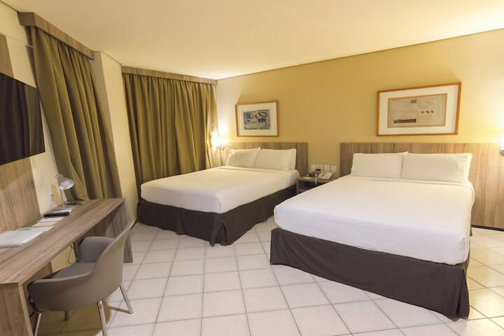 Room 37 of 137