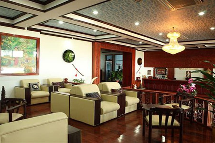 Hotel Interior 4 of 31
