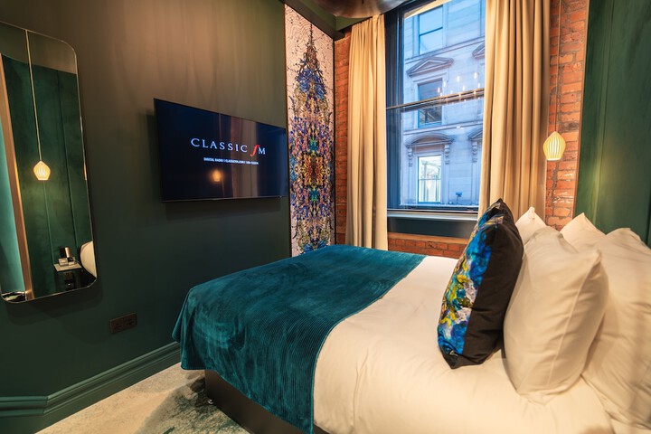 Room 10 of 44