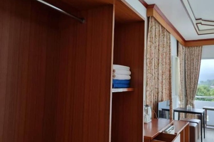 Room 29 of 202